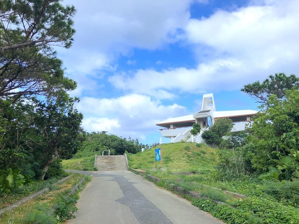 伊良部島 牧山展望台 宮古島を一望できるベストビュースポット