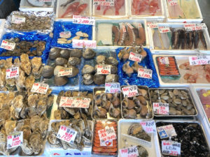 札幌 難陀 なんだ で海鮮食べ放題 ウニやいくら タラバガニを満喫